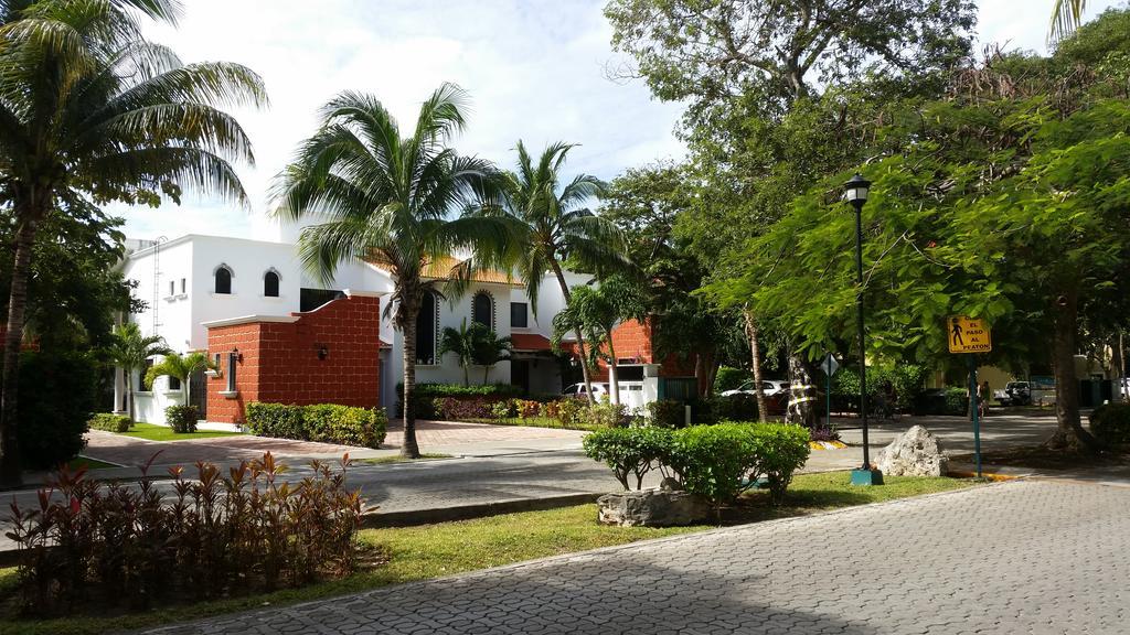 B&B Villa Hibiscus Playa del Carmen Luaran gambar